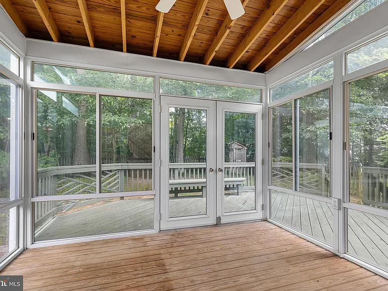 3116 Fennegan Ct — Photo 32