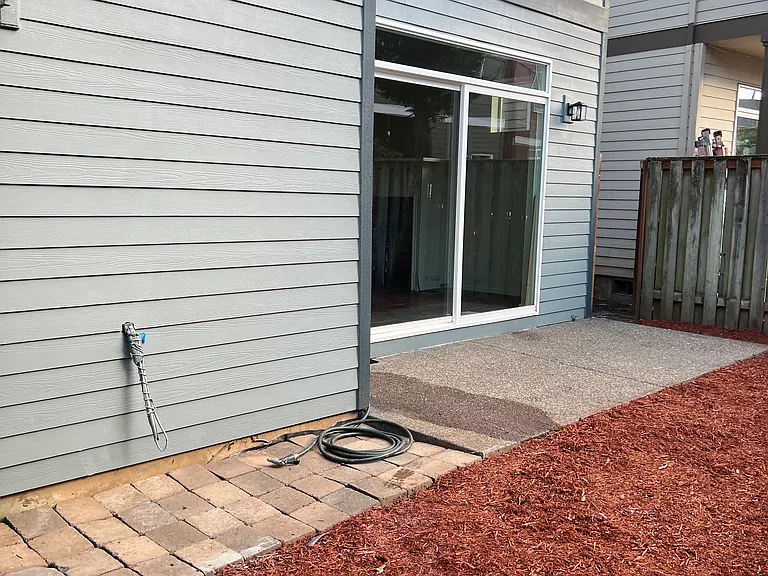 918 SE Portlandia Ave — Photo 21
