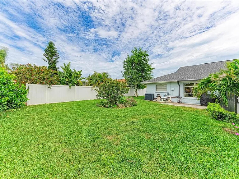405 Bayside Ln — Photo 58