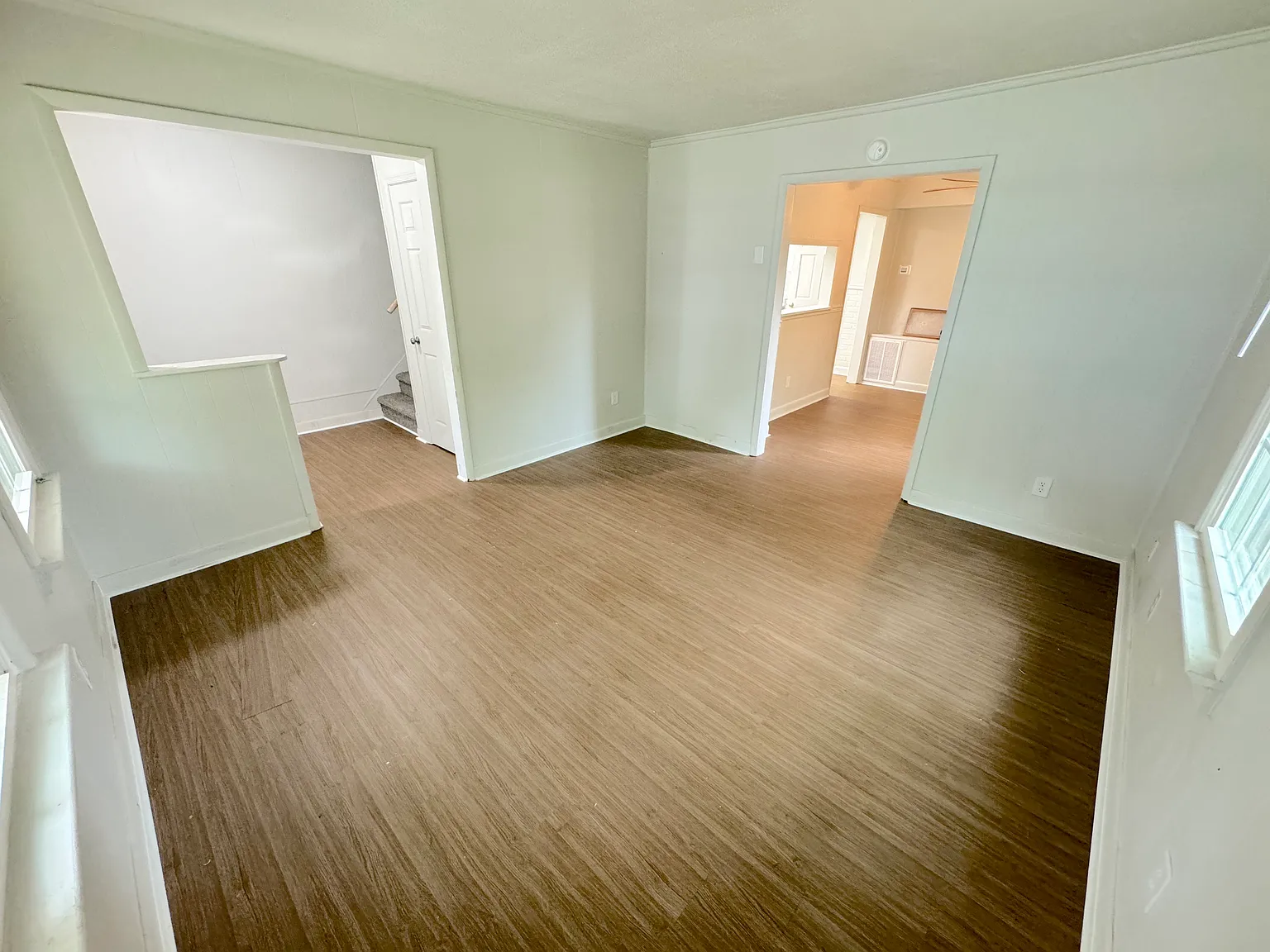 Come Meet Your New Home! 2 Bedroom Apartment In Portsmouth For Rent — Photo 4