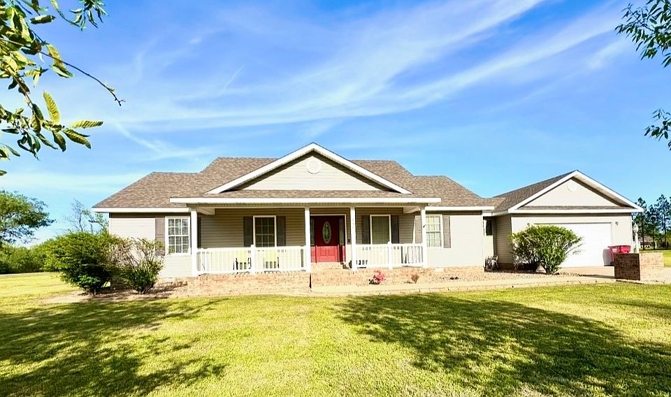 1st image of 52 Michael Ln