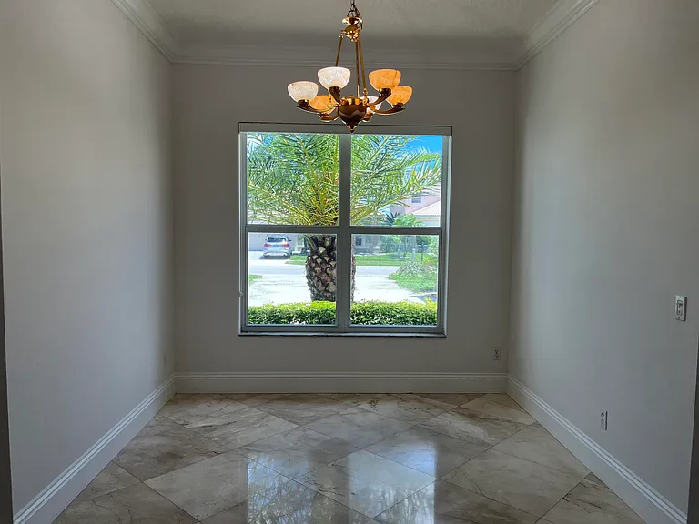 7684 Doubleton Dr — Photo 17