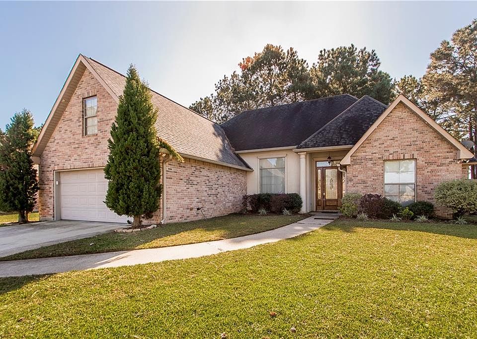 1st image of 14068 Riverlake Dr