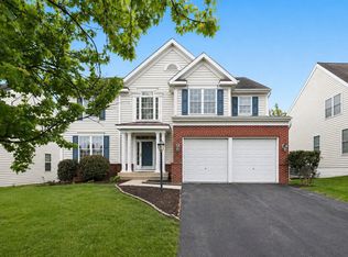 13635 Dodsworth Dr, Bristow, VA 20136