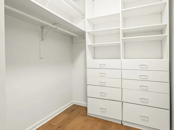 116 Central Park South image 6 of 13