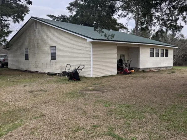 383 Burgess Trl, Defuniak Springs, FL 32433