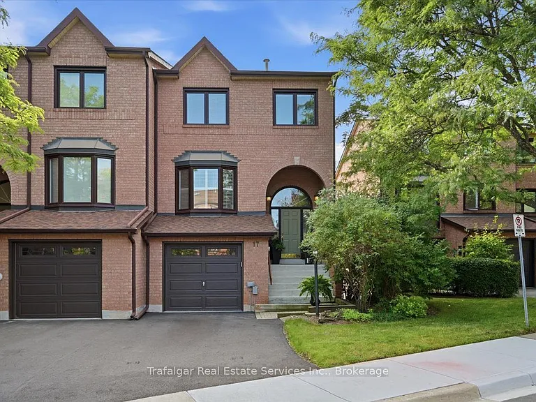 1100 Queens Ave #17 — Photo 1