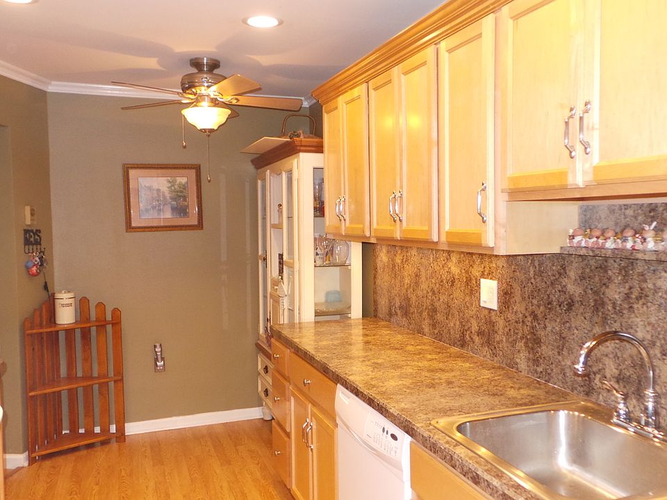 1st image of 18 Pine Cluster Cir Unit A