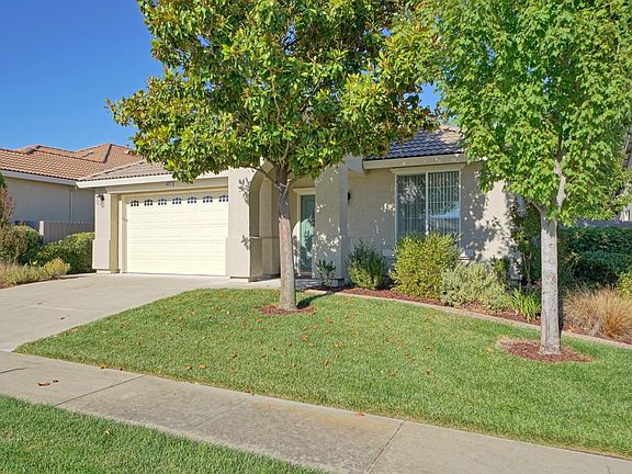 3rd image of 4831 Monte Mar Dr