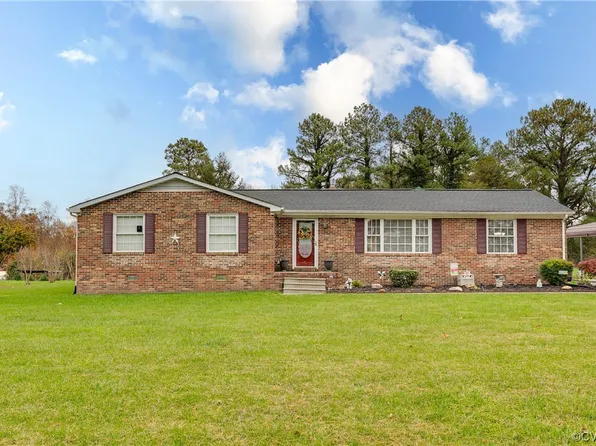 18088 White Pine Dr, Milford, VA 22514