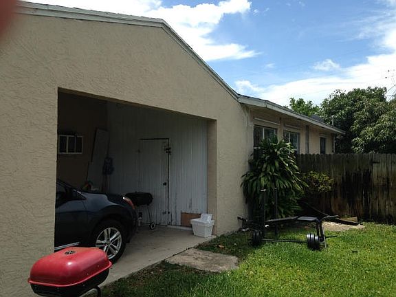 2nd image of 236 Bayberry Dr