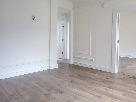 4th image of 2541 Aqueduct Ave W #E3