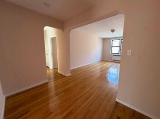 66-20 Wetherole St #3D, Rego Park, NY 11374