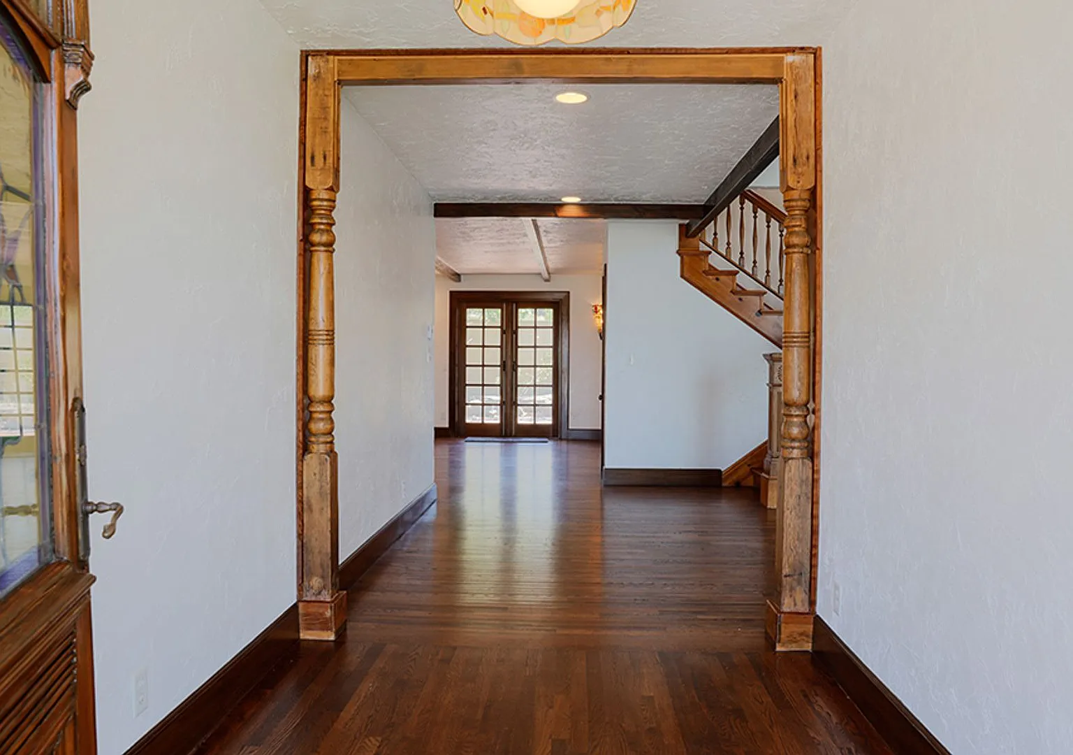 5 Bedroom Fountain Valley Stunner! — Photo 3