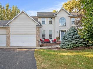 5061 Kahler Ct NE, Albertville, MN 55301