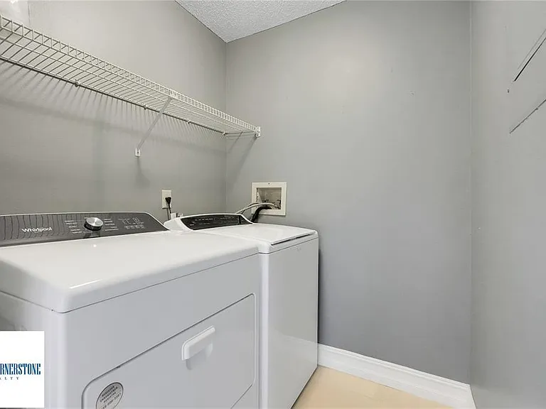 2935 Monaco Ct #23 — Photo 31