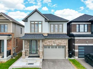 294 Newman Dr, Cambridge, ON N1S 0E1