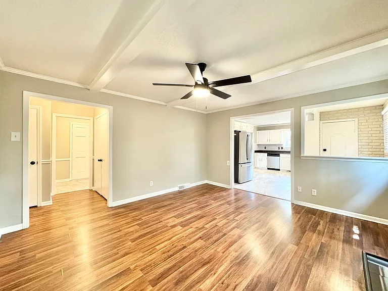 5303 Ainsworth Dr — Photo 6