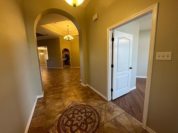 3rd image of 6917 Windy Creek Dr