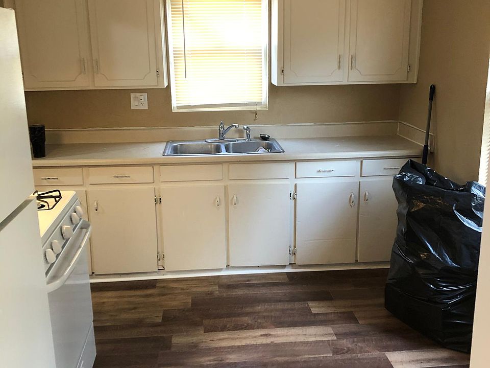 1st image of 2223 Askew Ave