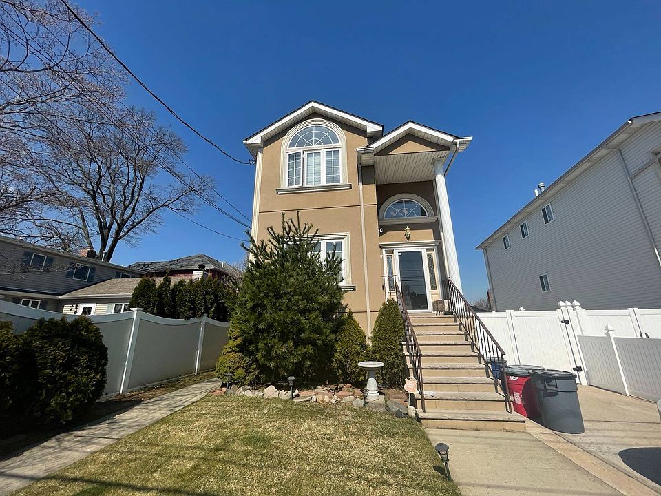 1st image of 147 Kirshon Ave #2