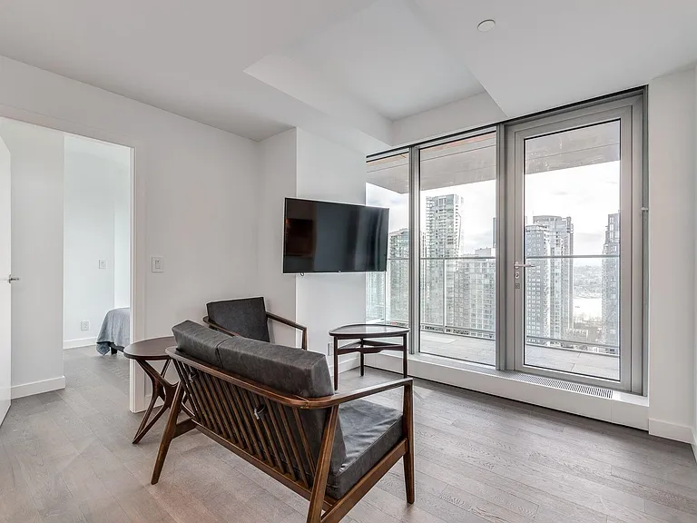 1480 Howe St #2701 — Photo 9