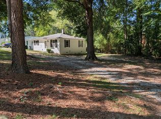542 Moore St, Four Oaks, NC 27524