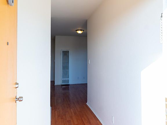 2nd image of 627 Maltman Ave APT 6