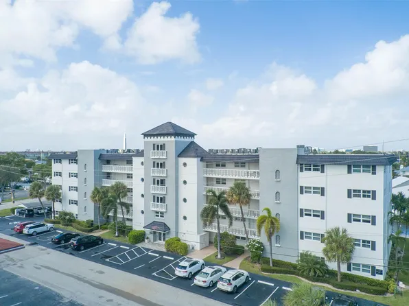 5100 Bayview Drive #303, Fort Lauderdale, FL 33308