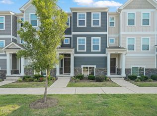 6618 Perry Creek Rd, Raleigh, NC 27616