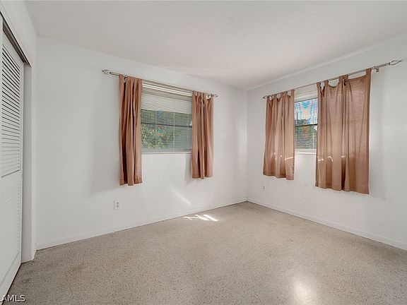 3rd image of 317 Hollywood St #N