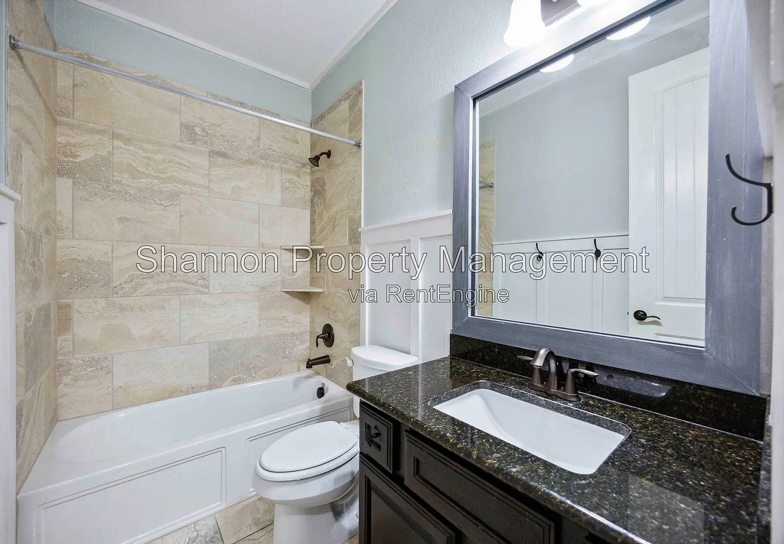4 bed, 4.0 bath, 3420 sqft, $3,100 — Photo 3