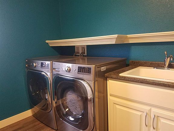 5th image of 213562 Wescott Ave
