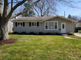 3825 Brighton Dr, Lansing, MI 48911