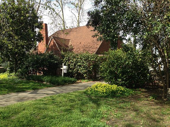 2nd image of 630 Sacramento Ave