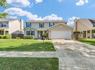 210 Goldenrod Dr, Savoy, IL 61874
