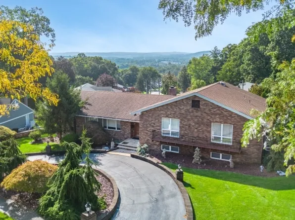 15 Rigby Ct, Wayne Twp., NJ 07470