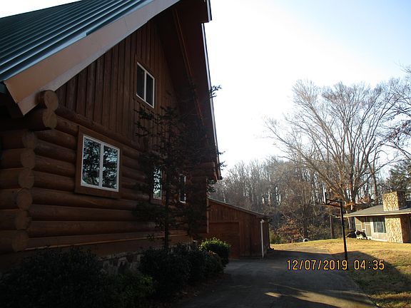 4th image of 341 Barbara Dr