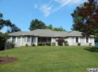 398 Burgoyne Dr, New Cumberland, PA 17070