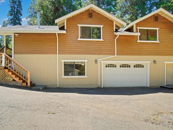 3000 Polaris Ct, Pollock Pines, CA 95726