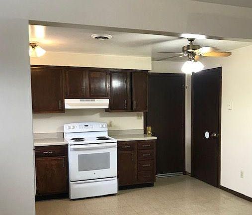 Kitchen/Breakfast Area