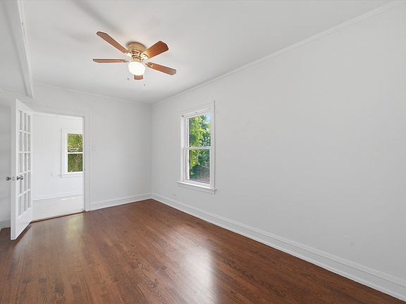 5th image of 2737 W Lunt Ave #2W