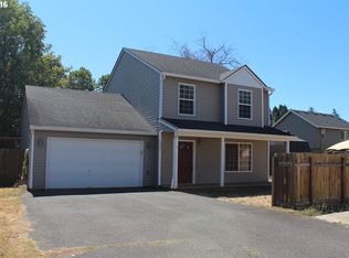 206 E Illinois St, Newberg, OR 97132