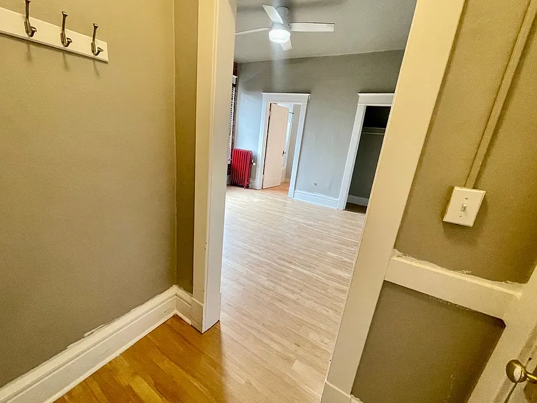 106 S Cedar St — Photo 33
