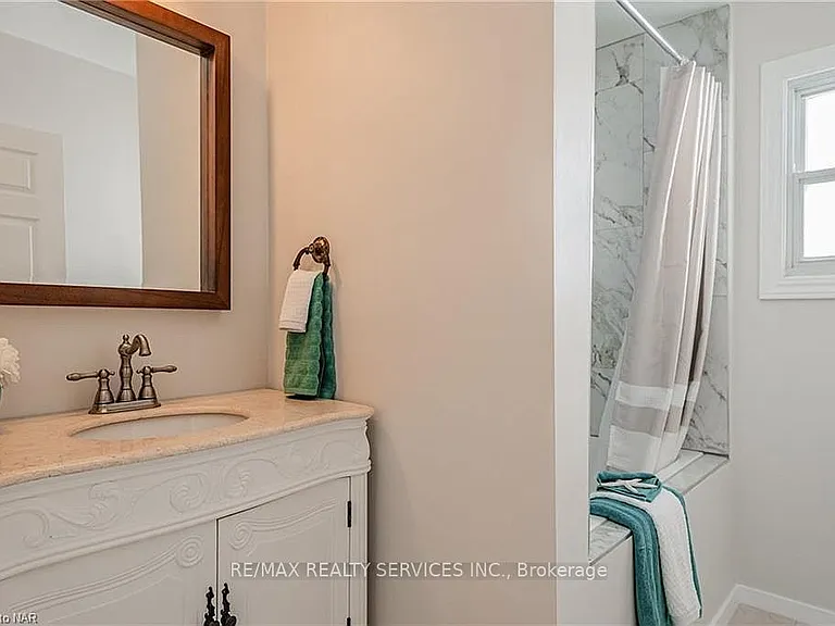 57 Margery Rd — Photo 9