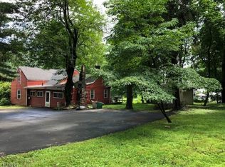 300 Cedar Hill Ave, Wyckoff, NJ 07481