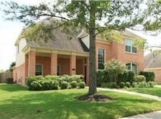 2037 Barrington Pointe Dr, League City, TX 77573