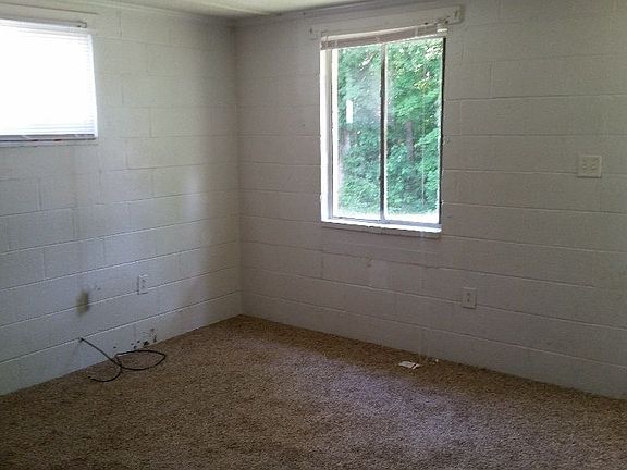 4th image of 605 Blair Ave #2