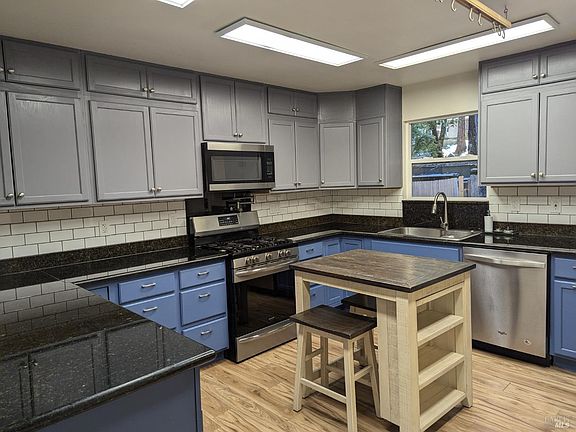3rd image of 24152 Birch Court