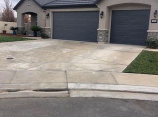 1603 Dolomite Ct, Los Banos, CA 93635